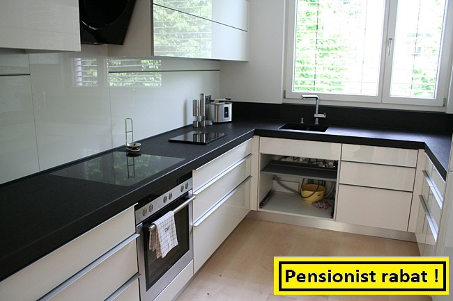 Den cyklende snedker,
er 100% fagmand, jeg blev udl�rt snedker i 1986 og jeg p�tager mig snedker
opgaver p� N�rrebro. Skal du have nyt k�kken,
nye gulve, har du et m�bel som skal repareres, eller andet for en snedker s�
kontakt mig p� telefon 6080 6899
s� er du sikker p� at f� veludf�rt arbejde til en meget rimelig pris